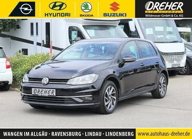 Deep black perleffekt Gebraucht 2017 VW Golf VII Sound Limousine | 14.980 € (Fairer Preis) - Bild 1/4