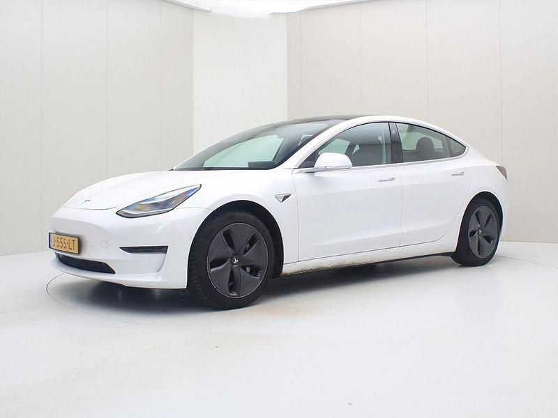 Weiß Gebraucht 2020 Tesla Model 3 Long Range AWD Limousine | 21.999 € (Guter Preis) - Bild 1/4