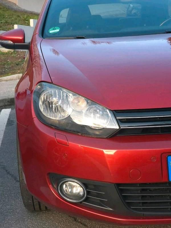 Gebraucht VW Golf Cabriolet 105 PS (77 kW) 2012 Rot Cabrio