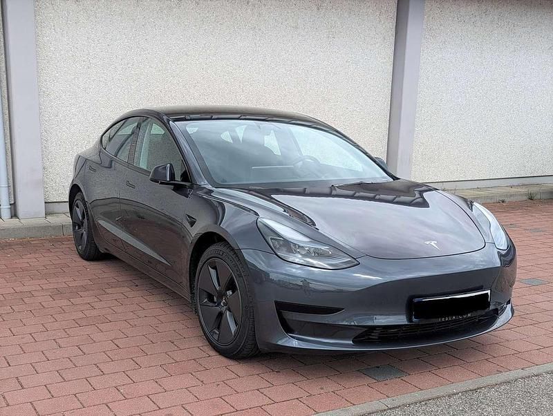 Gebraucht Tesla Model 3 Standard Range Plus 208 kW (283 PS) 2022 Grau Limousine