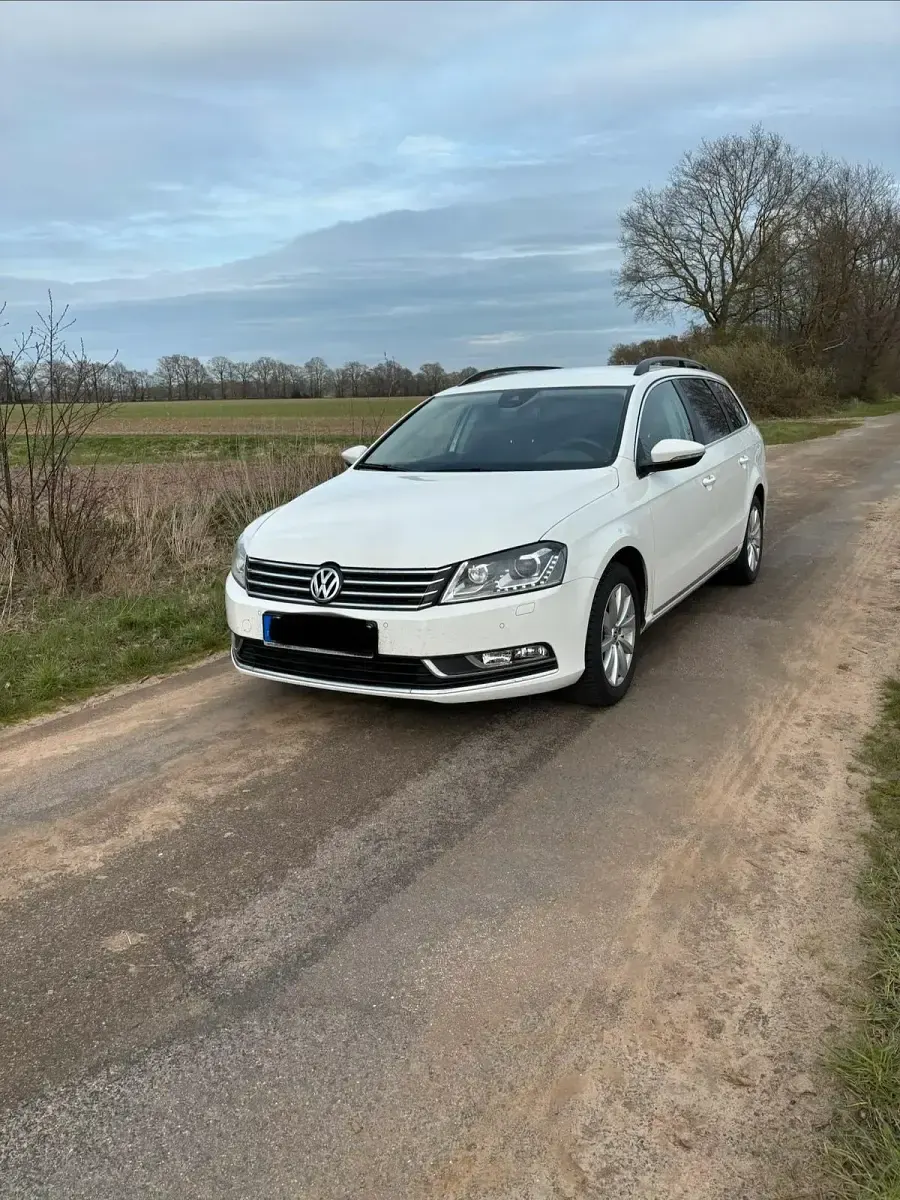 Gebraucht VW Passat 140 PS (102 kW) 2013 Weiß Kombi