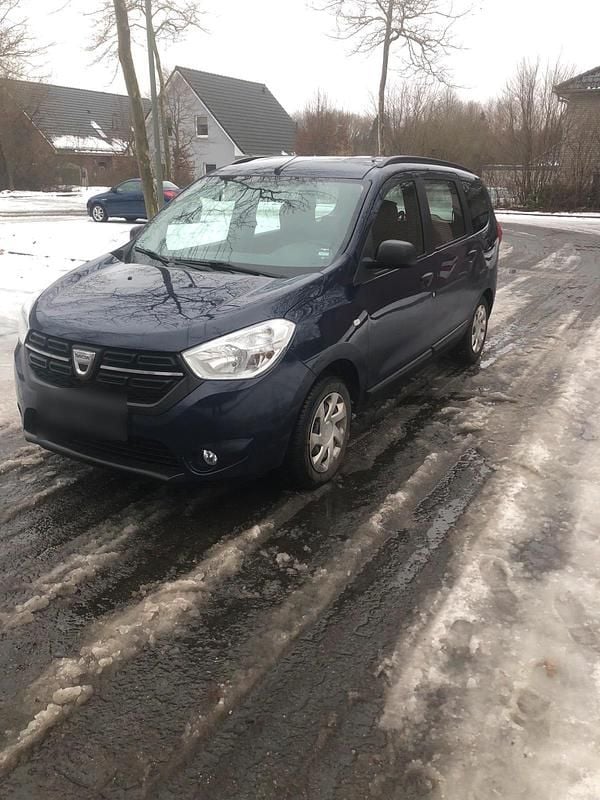 Gebraucht Dacia Lodgy 102 PS (75 kW) 2018 Blau Van / Kleinbus