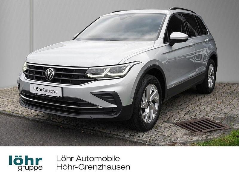 Silber Gebraucht 2022 VW Tiguan Life SUV | 26.980 € (Guter Preis) - Bild 1/4