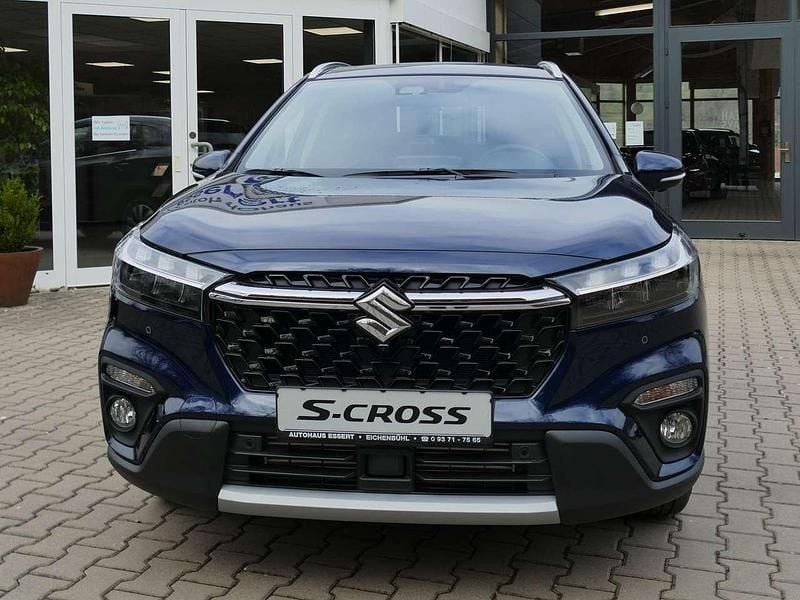 Gebraucht Suzuki SX4 S-Cross Comfort+ 102 PS (75 kW) 2023 Blue pearl met SUV