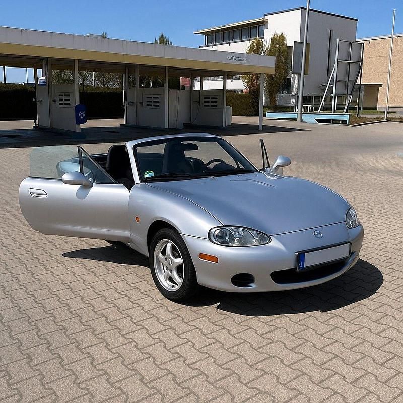 Second-hand Mazda MX5 110 CP (80 kW) 2002 Argintiu Cabrio