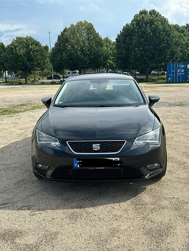 Schwarz Gebraucht 2013 Seat Leon Style Kleinwagen | 8.300 € (Fairer Preis) - Bild 1/4