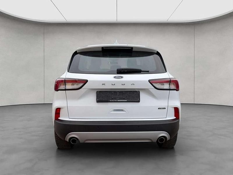 Gebraucht Ford Kuga Cool & Connect 224 PS (164 kW) 2022 Weiß SUV