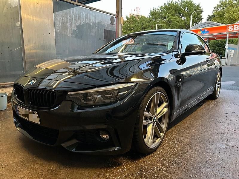 Schwarz Gebraucht 2019 BMW 440 Cabrio | 41.000 € (Etwas zu teuer) - Bild 1/4