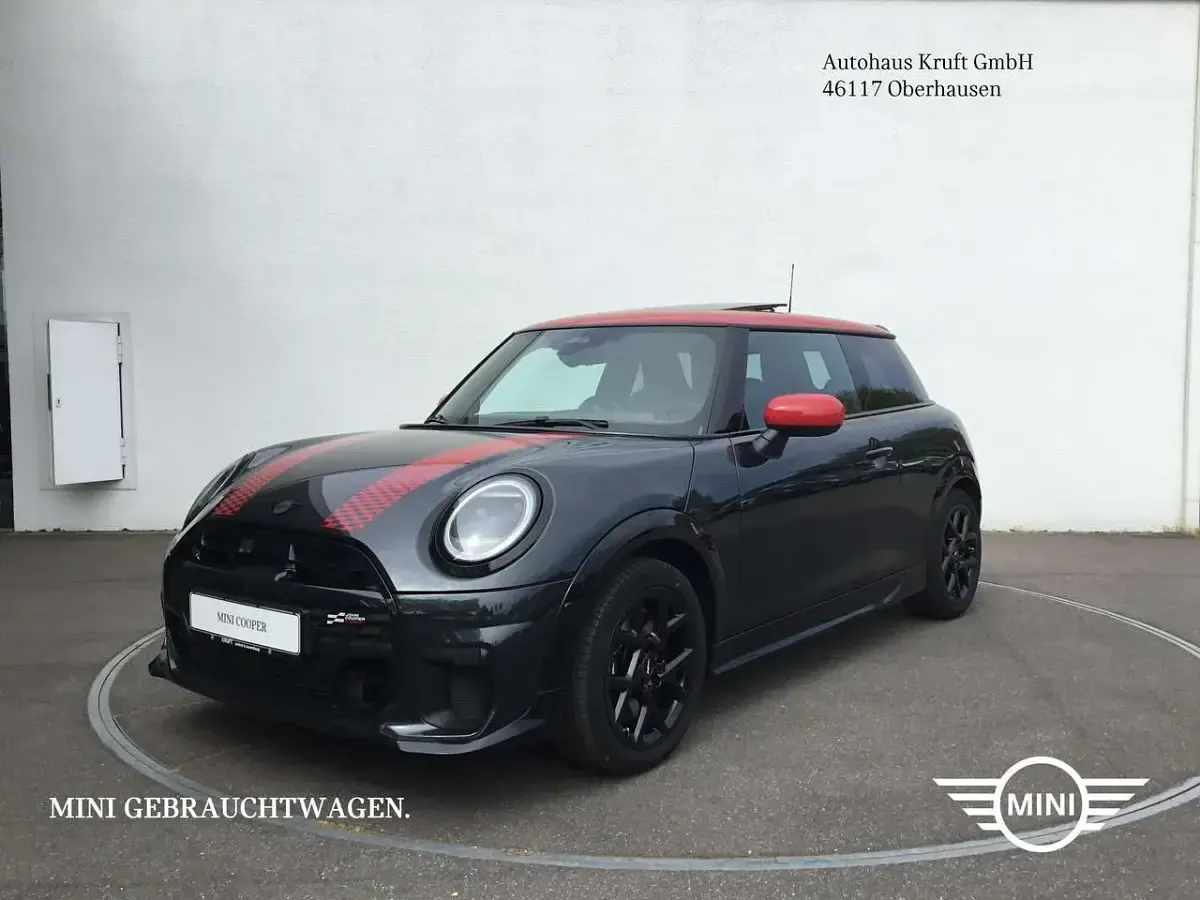 Gebraucht Mini Cooper Coupé 156 PS (114 kW) 2024 Legend grey Coupé