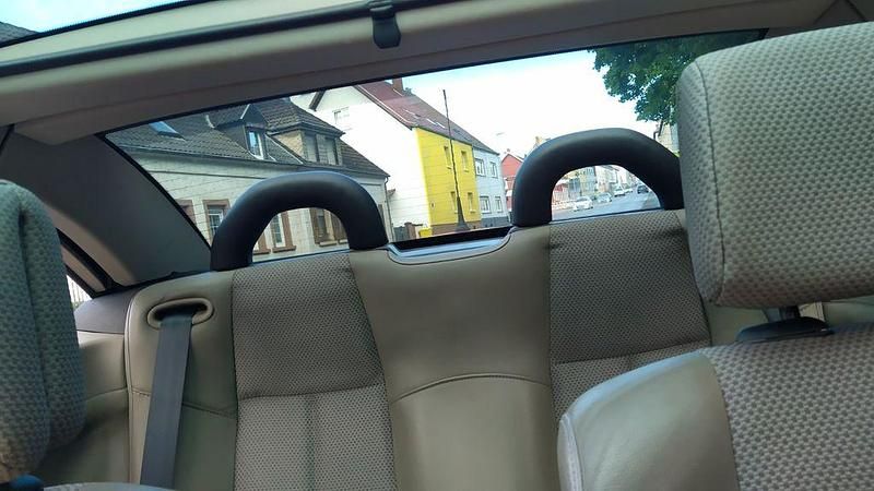 Rot Gebraucht 2004 Renault Mégane Cabriolet Authentique Cabrio | 2.000 € (Etwas zu teuer) - Bild 1/4