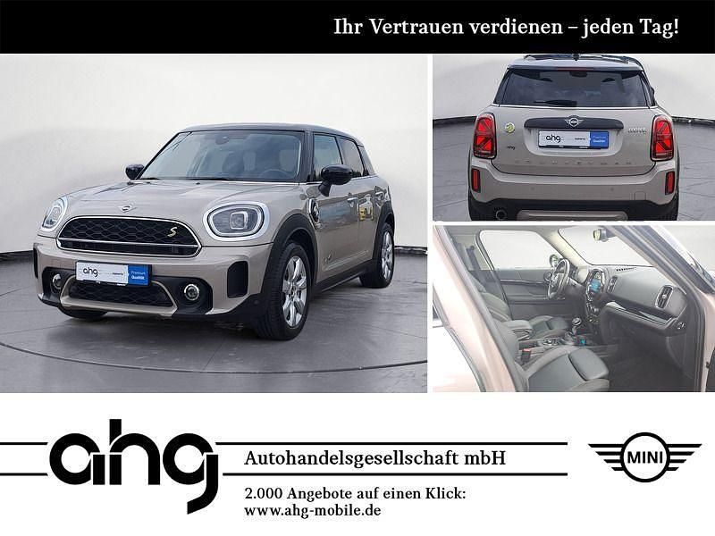 Grau Gebraucht 2022 Mini Cooper Countryman Classic SUV | 30.930 € (Teuer) - Bild 1/3