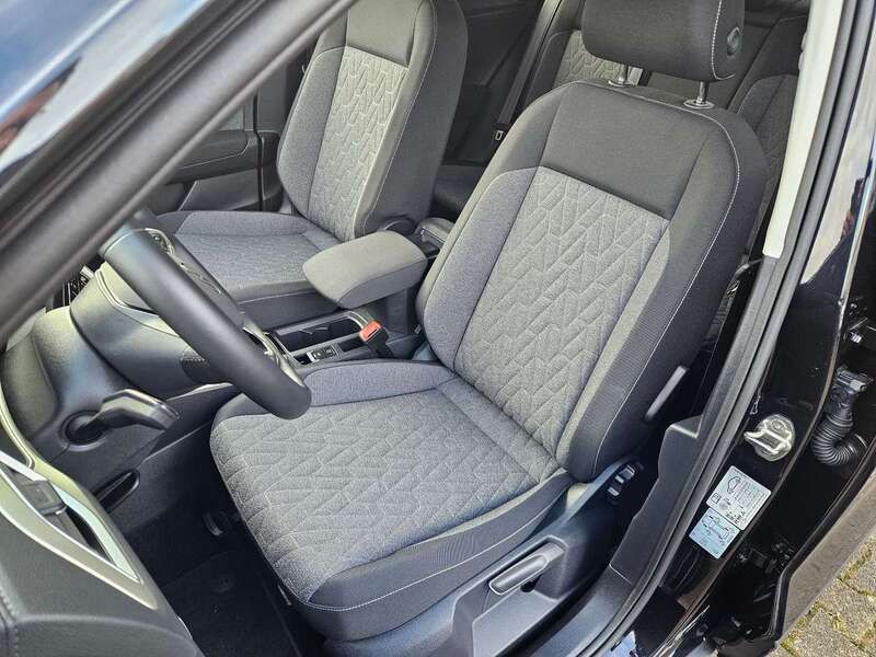 Gebraucht VW T-Roc Move 150 PS (110 kW) 2024 Schwarz SUV