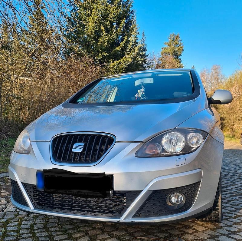 Gebraucht Seat Altea 125 PS (91 kW) 2011 Silber Kleinwagen
