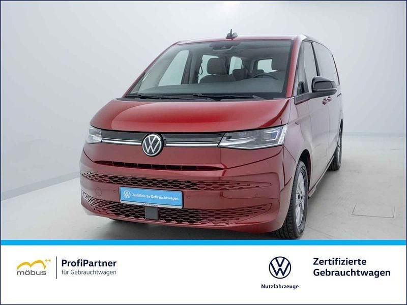 Fortanarot metallic Gebraucht 2024 VW T7 Life Van | 52.489 € (Superpreis) - Bild 1/4
