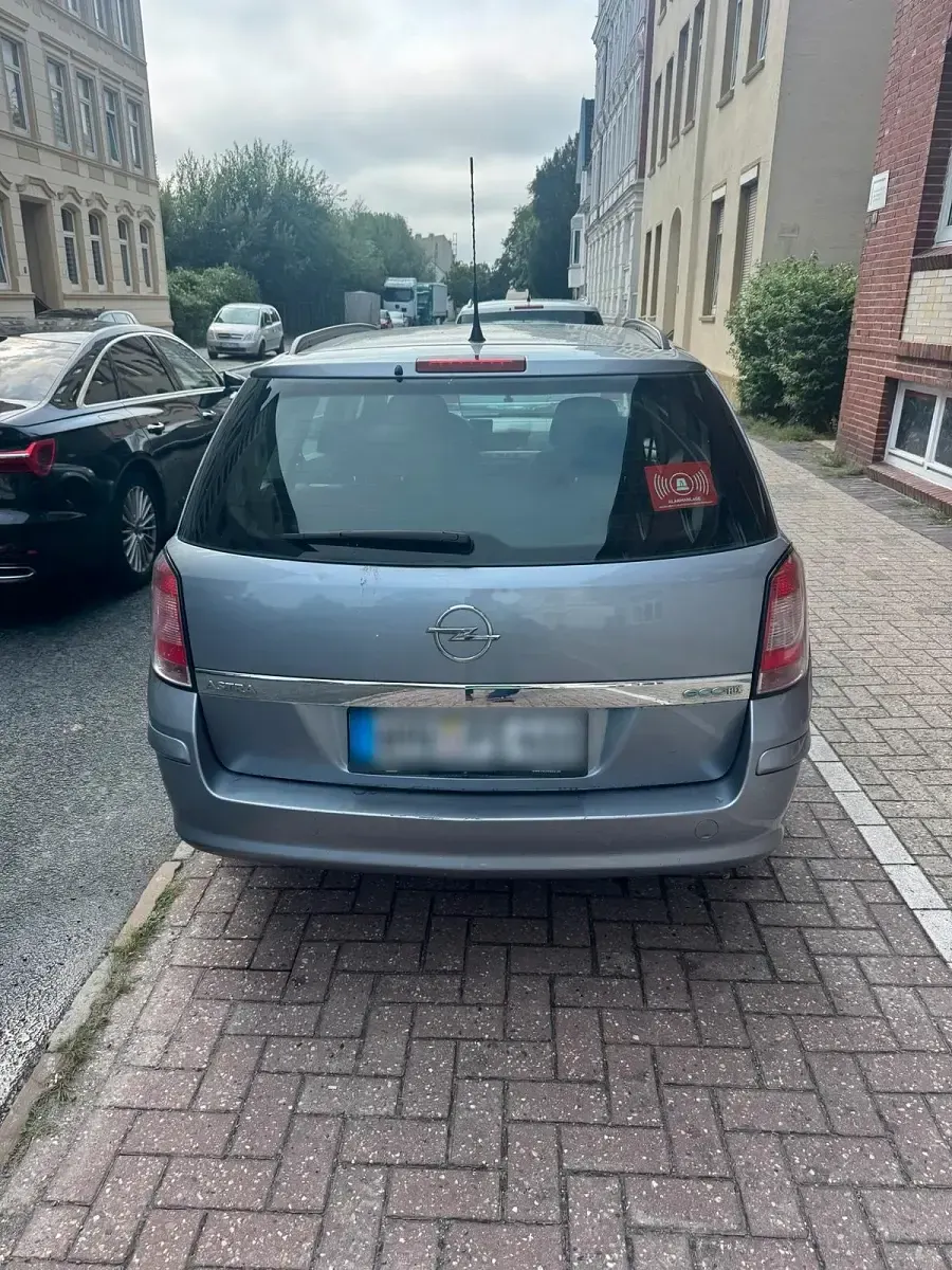 Gebraucht Opel Astra 105 PS (77 kW) 2005 Silber Kombi