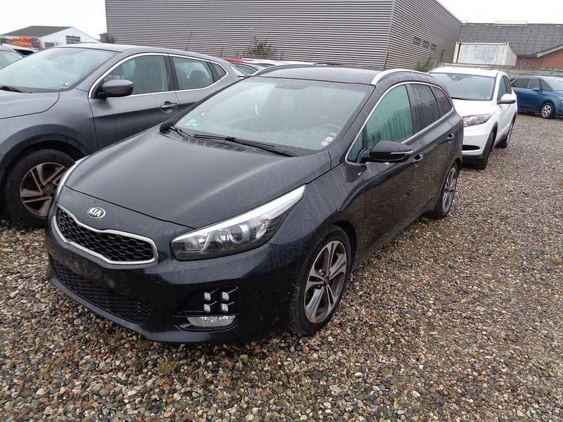Schwarz Gebraucht 2016 Kia Ceed Platinum Edition Kleinwagen | 5.200 € (Guter Preis) - Bild 1/4
