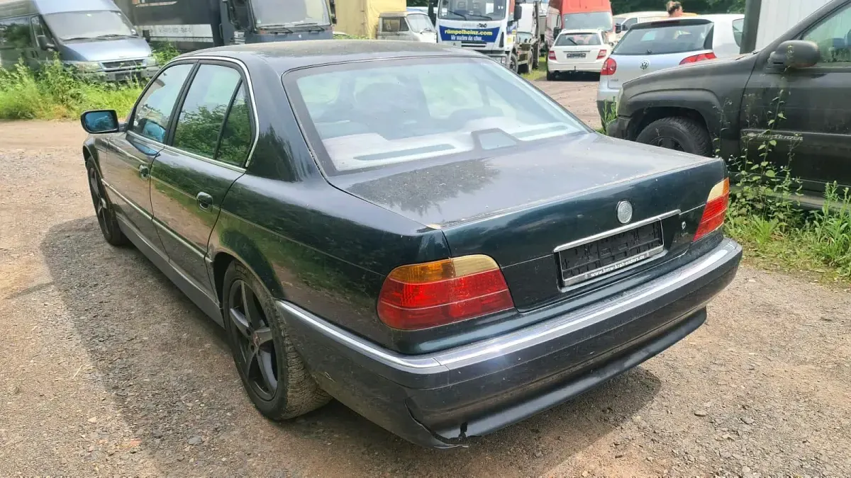 Gebraucht BMW 728 193 PS (141 kW) 1997 Grün Limousine