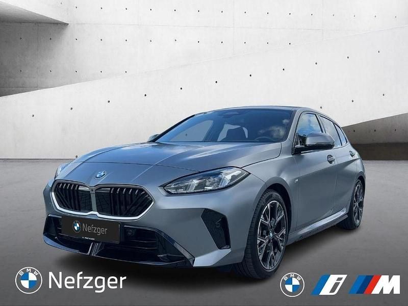 Grau Gebraucht 2024 BMW 120 Efficient Dynamics Kleinwagen | 39.950 € (Fairer Preis) - Bild 1/4