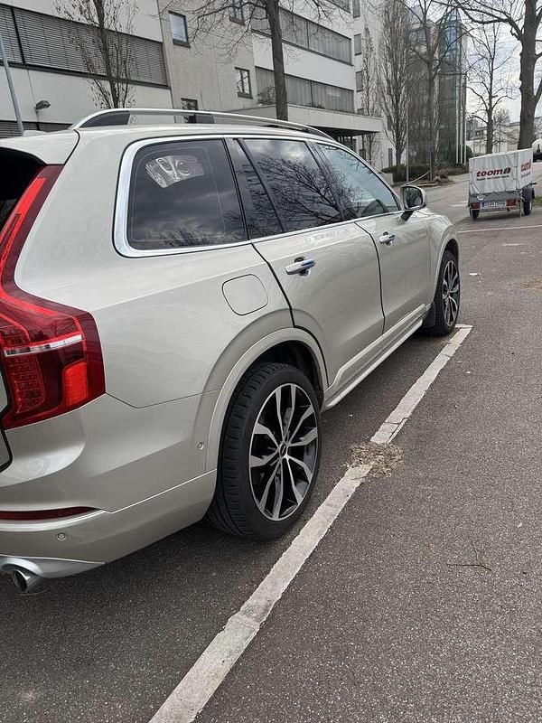 Gebraucht Volvo XC90 Kinetic 235 PS (172 kW) 2016 Silber SUV