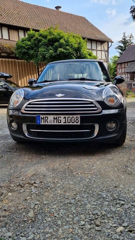Schwarz Gebraucht 2012 Mini Cooper D Sport Kleinwagen | 6.475 € (Fairer Preis) - Bild 1/4