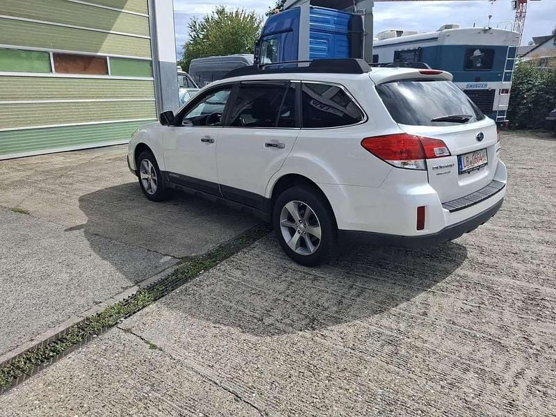 Gebraucht Subaru Outback Comfort 175 PS (128 kW) 2014 Weiß Kombi