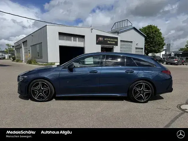 Gebraucht Mercedes CLA250e Shooting Brake AMG 2021 Blau Kombi