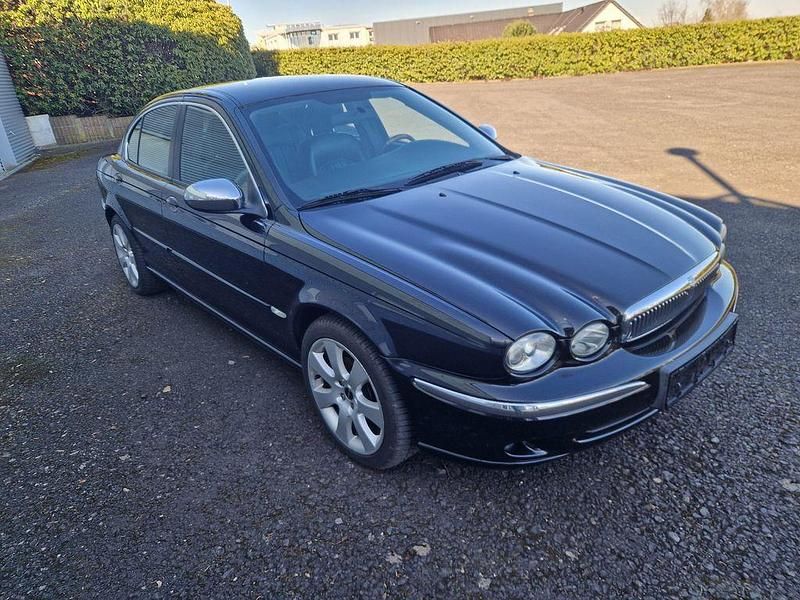 Gebraucht Jaguar X-type Executive 145 PS (106 kW) 2006 Schwarz Limousine