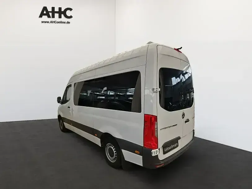 Gebraucht Mercedes Sprinter 170 PS (125 kW) 2023 Arktikweiß Van