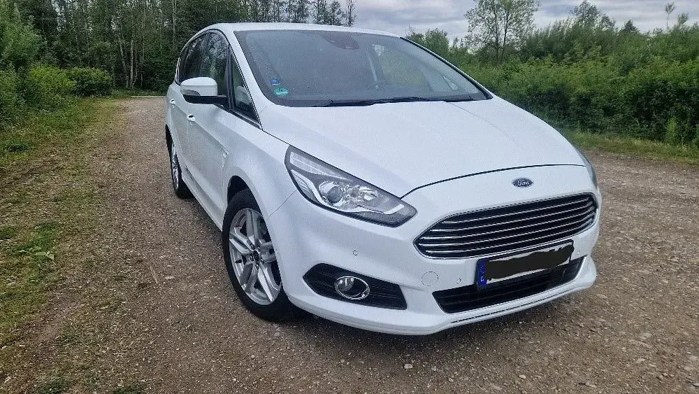 Używany Ford S-MAX Titanium 190 KM (139 kW) 2019 Biały Minivan