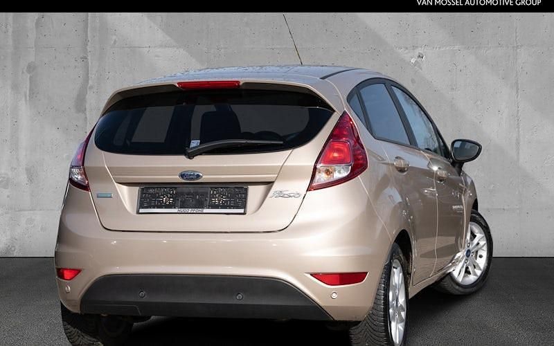 Gebraucht Ford Fiesta Celebration 101 PS (74 kW) 2017 Beige Limousine