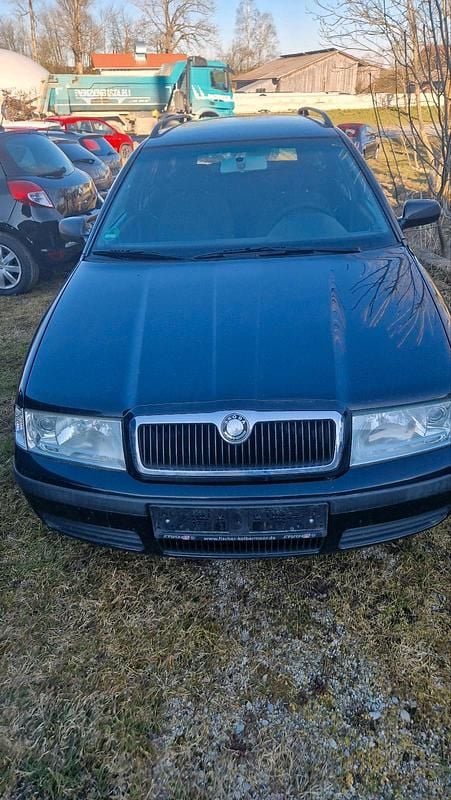 Gebraucht 2004 Skoda Octavia Kombi | 550 € (Superpreis) - Bild 1/4