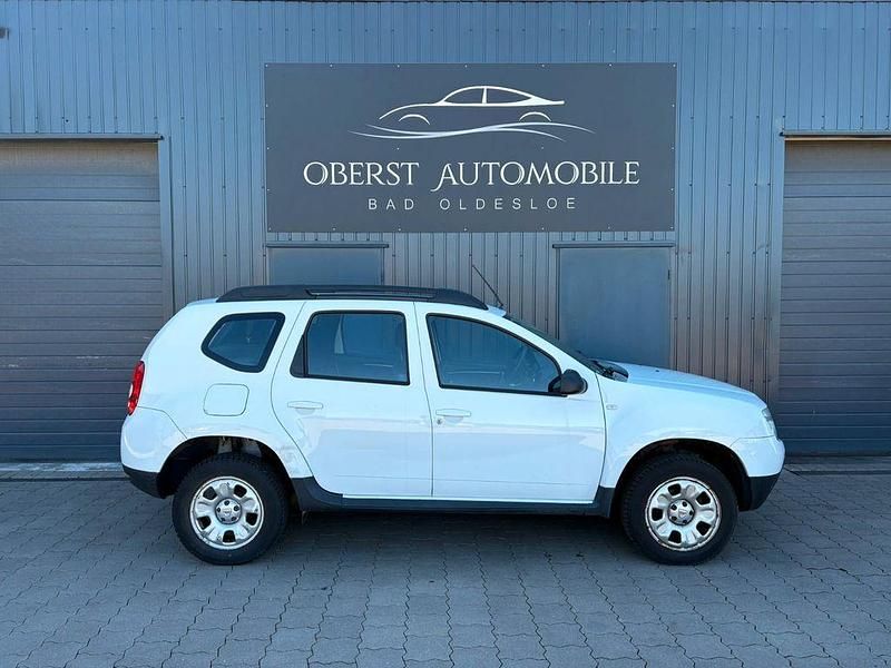 Second-hand Dacia Duster Lauréate 105 CP (77 kW) 2012 Alb SUV