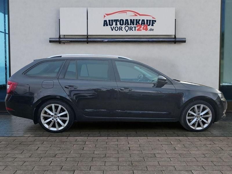 Gebraucht Skoda Octavia Style 179 PS (131 kW) 2017 Schwarz Kombi