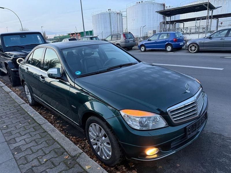Grün Gebraucht 2007 Mercedes C280 Limousine | 3.990 € (Superpreis) - Bild 1/2