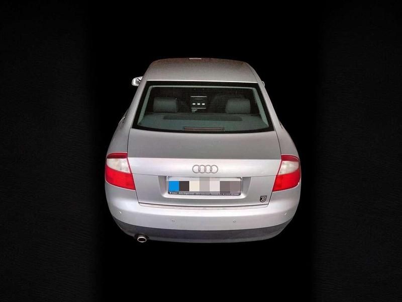 Gebraucht Audi A4 102 PS (75 kW) 2002 Grau Limousine