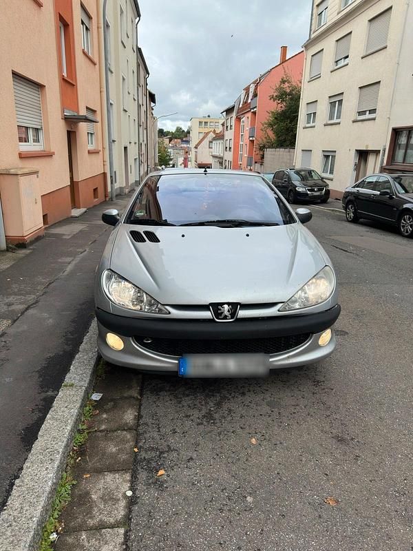 Silber Gebraucht 2004 Peugeot 206 CC Cabrio | 600 € (Superpreis) - Bild 1/4