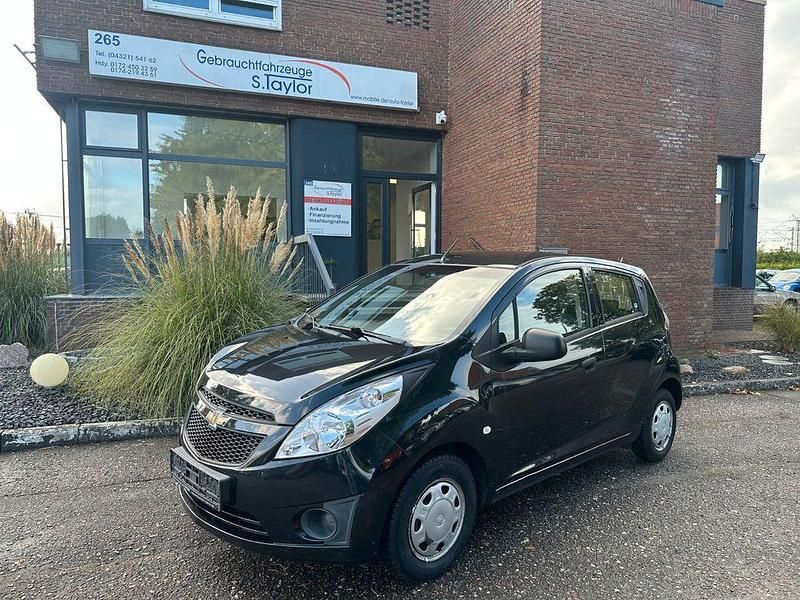 Schwarz Gebraucht 2013 Chevrolet Spark Kleinwagen | 2.950 € (Fairer Preis) - Bild 1/4