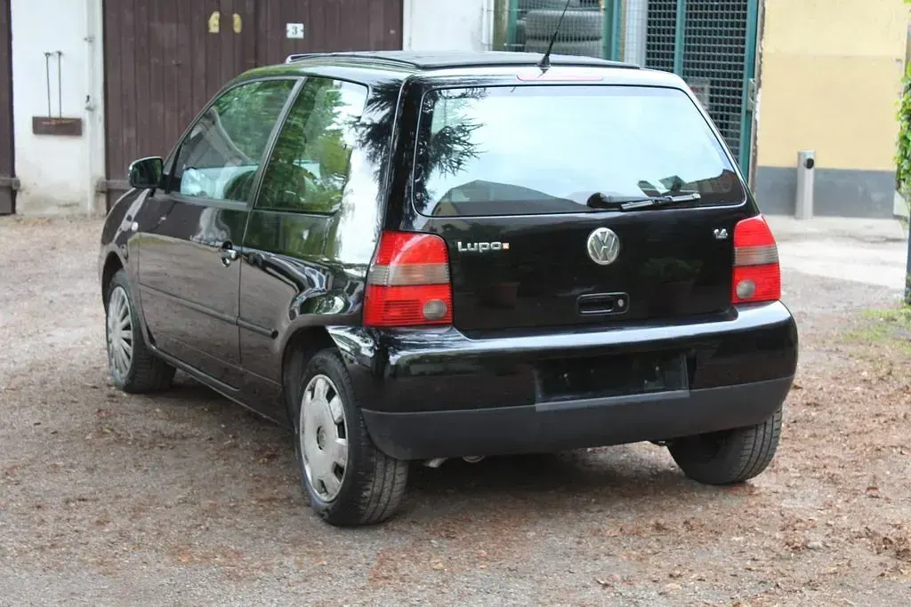 Używany VW Lupo 75 KM (55 kW) 2002 Czarny Hatchback
