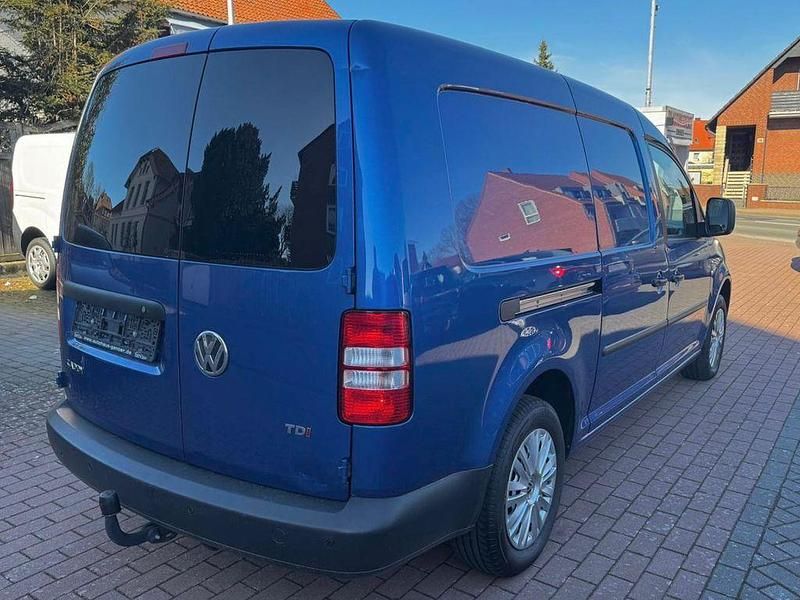 Gebraucht VW Caddy 102 PS (75 kW) 2014 Blau Van / Kleinbus