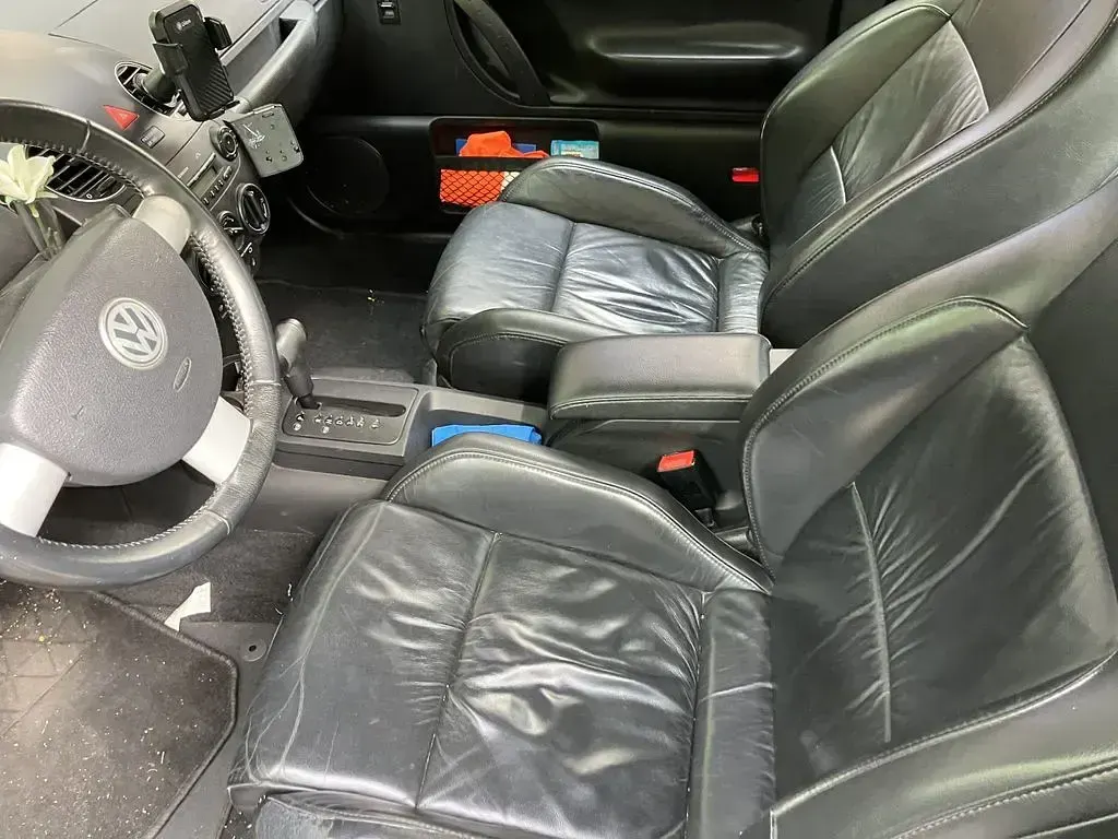 Gebraucht VW New Beetle 116 PS (85 kW) 2008 Schwarz Kleinwagen