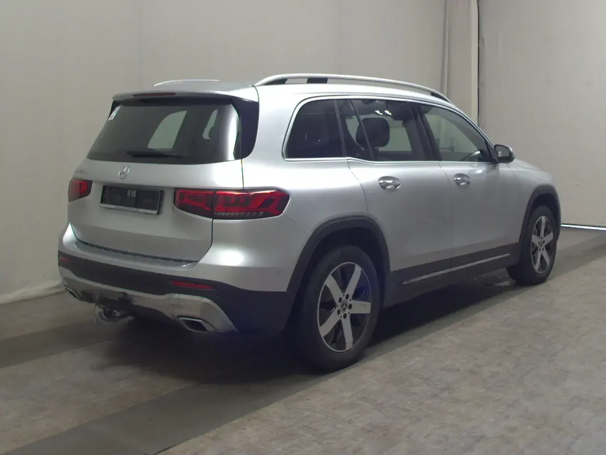 Gebraucht Mercedes GLB220 Progressive 190 PS (139 kW) 2021 Grau SUV