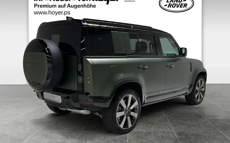 Neu Land Rover Defender HSE Dynamic 350 PS (257 kW) 2026 Woolstone green SUV
