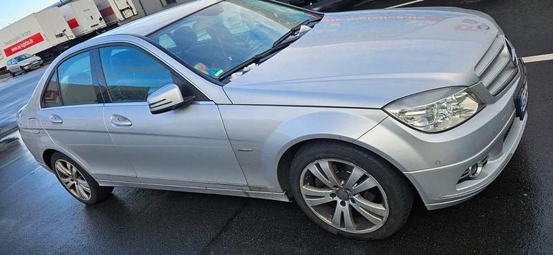Gebraucht Mercedes C220 170 PS (125 kW) 2011 Grau Limousine