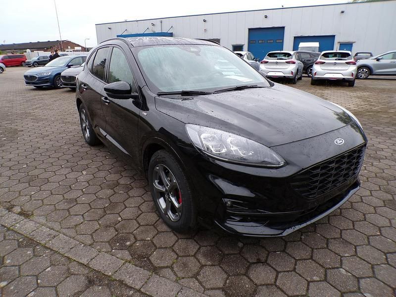 Gebraucht Ford Kuga ST-Line X 150 PS (110 kW) 2021 Schwarz metallic SUV