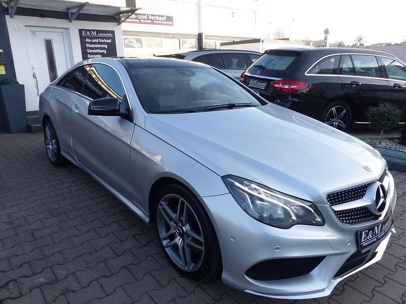 Gebraucht Mercedes E200 AMG 184 PS (135 kW) 2016 Silber Coupé