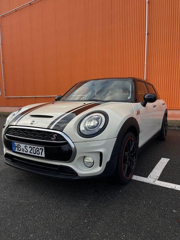 Beige Gebraucht 2017 Mini Cooper SD Clubman Kombi | 13.300 € (Fairer Preis) - Bild 1/4