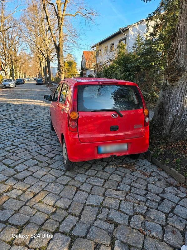 Gebraucht Daihatsu Cuore 2011 Rot Kleinwagen