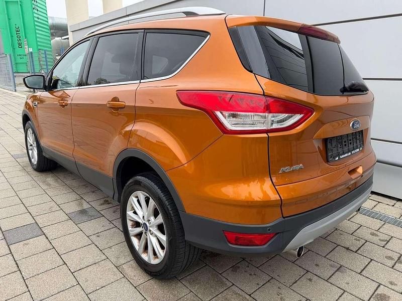Usado Ford Kuga Titanium 179 HP (131 kW) 2015 Tiger eye SUV