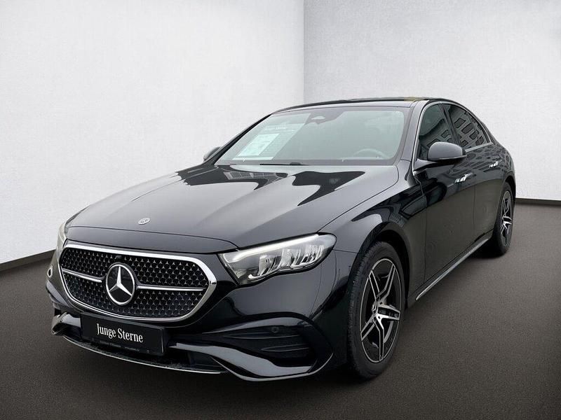 Gebraucht Mercedes E300 AMG 313 PS (230 kW) 2024 Obsidianschwarz Limousine
