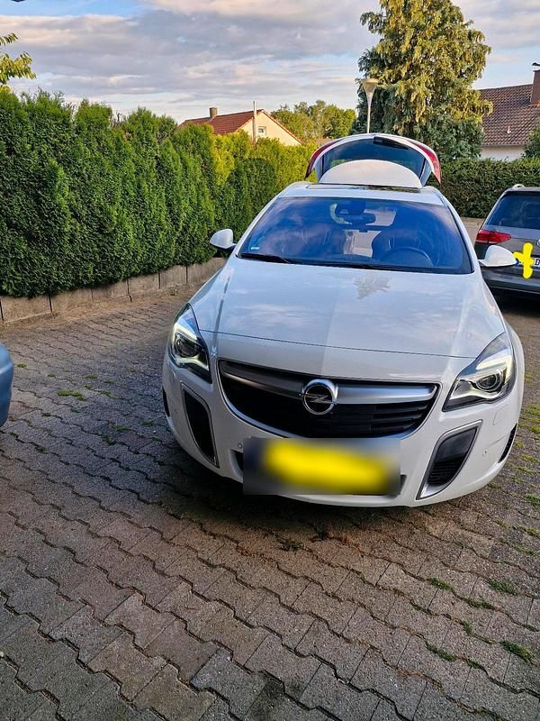 Gebraucht Opel Insignia OPC 325 PS (239 kW) 2016 Weiß Kombi